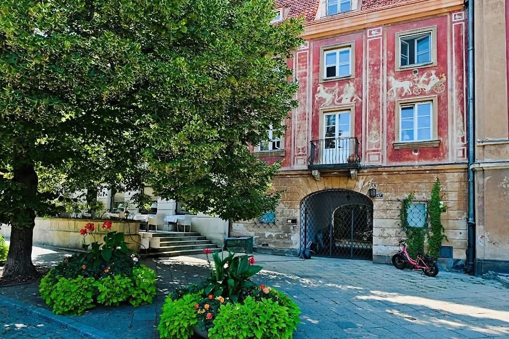 Urbannestgroup - Old Town - Stare Miasto - Freta 50 Warsaw Apartment