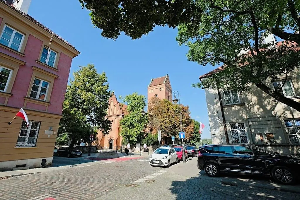 Urbannestgroup - Old Town - Stare Miasto - Freta 50 Warsaw