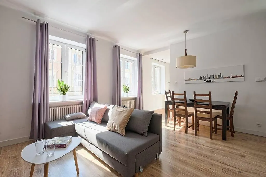 Urbannestgroup - Old Town - Stare Miasto - Freta 50 Warsaw